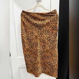 Urban Outfitters Animal Print Pencil Skirt - Leopard - New with Tags